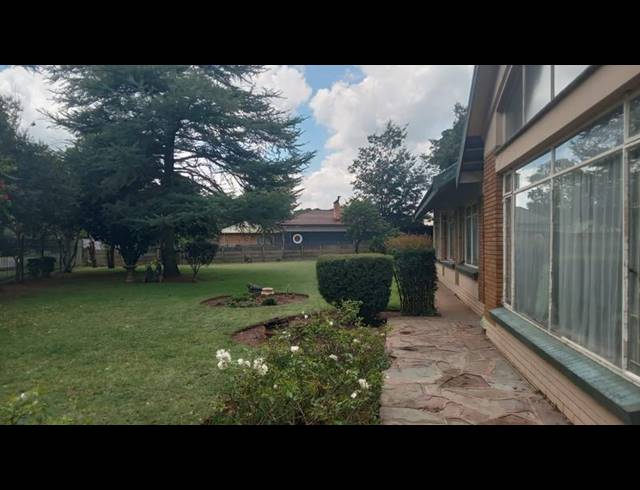 3 BEDROOM HOUSE FOR SALE IN THREE RIVERS